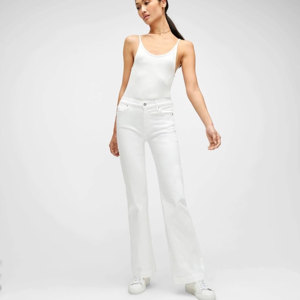 NWOT 7 For All Mankind Slim Flare Jeans